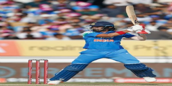 راجکوٹ ون ڈے میں کے ایل راہل کی شاندار سنچری، ہندوستان نے نیوزی لینڈ کو 285 رنوں کا ہدف دیا