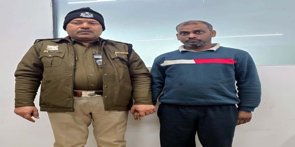 گروگرام: سائبر فراڈ کرنے والوں کے لیے جعلی بینک اکاونٹس کھولنے کے الزام میں بینک منیجر گرفتار ۔