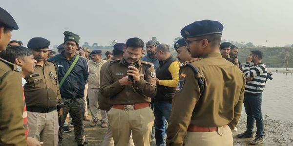 بہار کے مظفر پور میں خاتون اور تین بچوں کی لاشیں برآمد