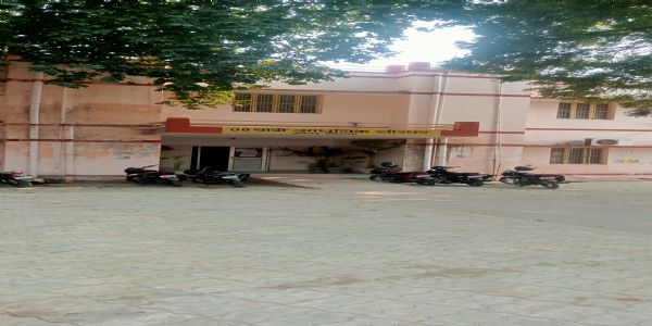 پریاگ راج: ماگھ میلہ علاقے میں لگی آگ، مظفر نگر ڈی ایم کا رشتہ دار جل کر ہلاک