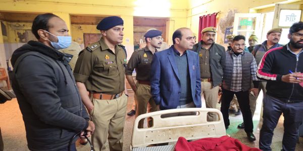 پرتاپ گڑھ میں بس سے پک اپ کی ٹکر میں 23 یاتری زخمی