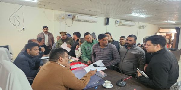 ڈی ایم کی صدارت میں سمپورن سمدھان دیوس کا انعقاد، سنی گئی عوامی شکایات