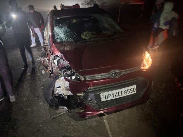 کاریگر کی موٹر سائیکل کار سے ٹکرا گئی، نوجوان پل سے گر کر جاں بحق، دو شدید زخمی