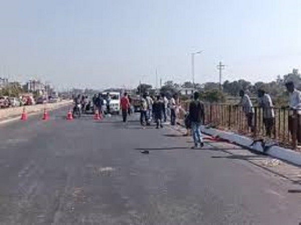 جبل پور میں تیز رفتار کار نے 12 مزدوروں کو کچلا، دو کی موت، سات کی حالت تشویشناک