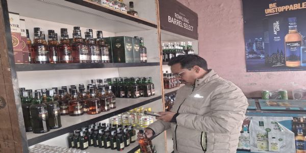 علی گڑھ میں ایکسائز انفورسمنٹ کی چیکنگ مہم جاری