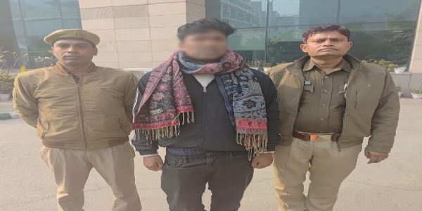 نوئیڈا میں سی آر پی ایف جوان اور اس کی بیوی 10 سالہ بچی کو گھریلو کام کے لیے ہراساں کرنے اورجبرا اپنے پاس رکھنے کے الزام میں گرفتار۔