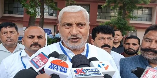 الگ ریاست کی صورت میں جموں زیادہ بہتر ترقی کر سکتا ہے۔ شام لال شرما