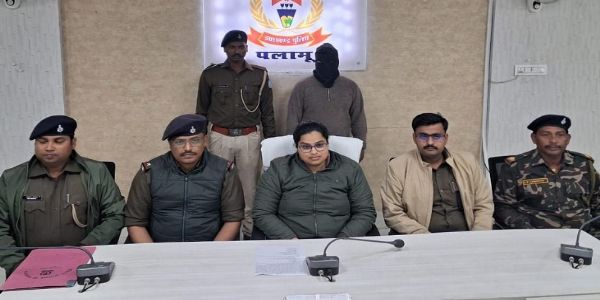 پڑوا کے مادھوری جنگل سے 64.3 گرام براؤن شوگر برآمد، گڑھوا کا اسمگلر گرفتار