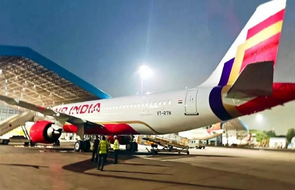 ایئر انڈیا نے کینیڈا میں پائلٹ کی غلط مہم جوئی کے لیے معافی مانگی، ڈی جی سی اے نے وضاحت کی