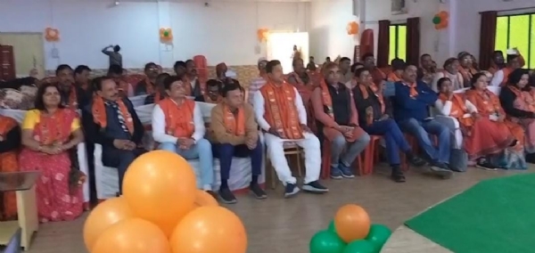 نتن نوین کے بی جے پی قومی صدر منتخب ہونے پرکارکنان میں جشن