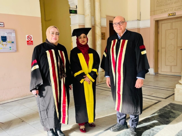 پروفیسر مہناز