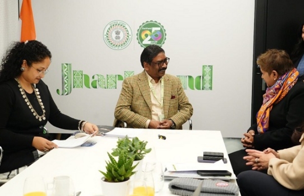 CM-interaction-media-in-Davos