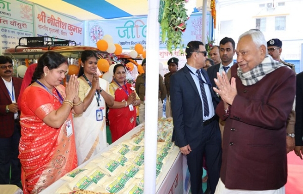 افسران پورے عزم اور حساسیت کے ساتھ اسکیموں کو تیزی سے نافذ کریں اور مکمل کریں:وزیر اعلیٰ