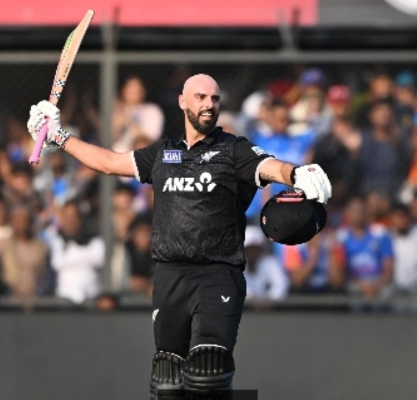 آئی سی سی ون ڈے رینکنگ: وراٹ کوہلی کو پیچھے چھوڑتے ہوئے ڈیرل مچل بنے ٹاپ بلے باز