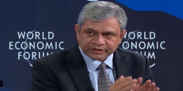 ہندوستان یقینی طور پر تیسری سب سے بڑی معیشت بنے گا، ورلڈ اکنامک فورم میں اشونی ویشنو کا خطاب