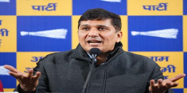 بی جے پی میں کرسی پر کون بیٹھے گا، اس کا فیصلہ مودی جی کرتے ہیں:سوربھ بھاردواج