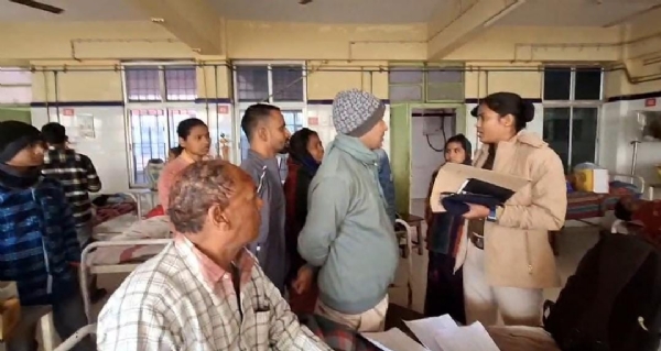 صرف150 کے بقارقم کو لیکر جا ن لیوا حملہ، تین لوگ زخمی صرف150 کے بقارقم کو لیکر جا ن لیوا حملہ، تین لوگ زخمی