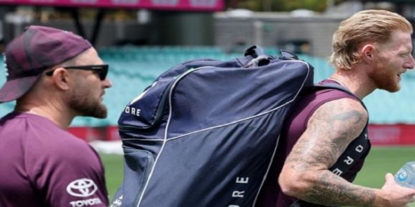 اسٹوکس نے ایشیز میں شکست کے باوجود ای سی بی سے میکولم پر بھروسہ برقرار رکھنے کی اپیل کی