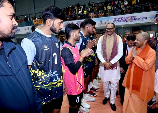 ایک ایسا ملک جہاں کھلاڑی بہترین کارکردگی کا مظاہرہ کرتے ہیں، اعلیٰ سطح پر ترقی کرتا ہے: برجیش پاٹھک