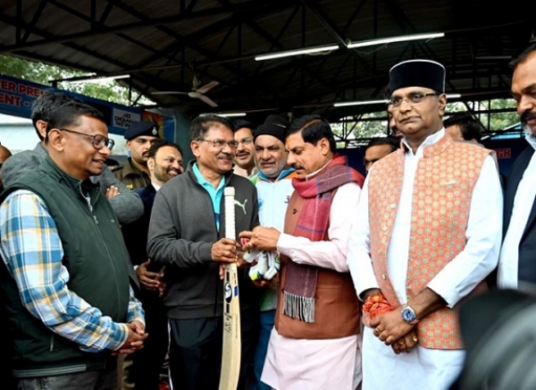 وزیر اعلیٰ ڈاکٹر موہن یادو نے اولڈ کیمپین گراونڈ پر 31 ویں آئی ای ایس ڈیجیانا انٹر پریس کرکٹ ٹورنامنٹ کا آغاز کیا