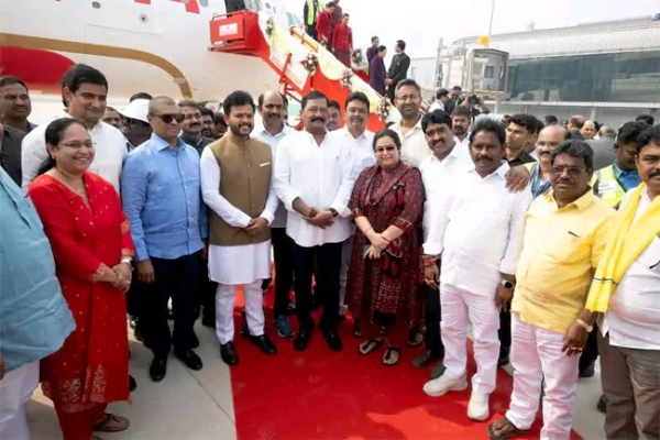 پہلی آزمائشی پرواز آندھرا پردیش کے بھوگاپورم ہوائی اڈے پر اتری، جون میں افتتاح ہوگا پہلی آزمائشی پرواز آندھرا پردیش کے بھوگاپورم ہوائی اڈے پر اتری، جون میں افتتاح ہوگا