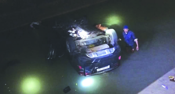 کار گنگ  نہر میں گری، 2 نوجوان غرقاب