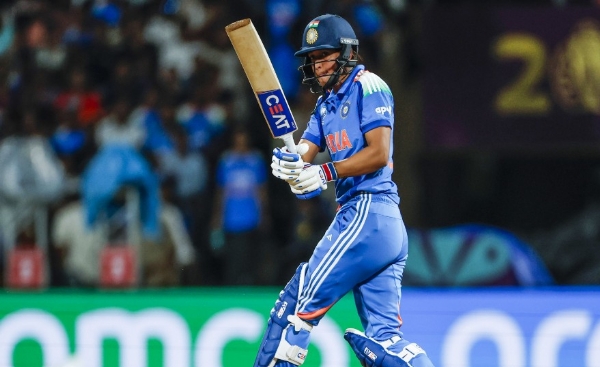 آئی سی سی ویمنز ٹی 20 رینکنگ میں ہرمن پریت کور کو فائدہ، دیپتی شرما ٹاپ پوزیشن سے محروم