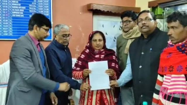 سلطان پور میں دھان کی خریداری متاثر، ایم ایل اے نے کسانوں کو ادائیگیوں میں تاخیر پر افسران کی سرزنش کی