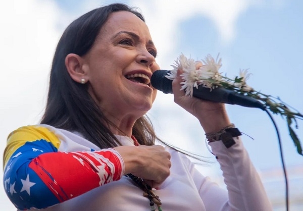 وینیزویلا کی جمہوریت حامی اور اپوزیشن اتحاد کی اہم لیڈر ماریا کورینا مچاڈو۔ فوٹو انٹرنیٹ میڈیا