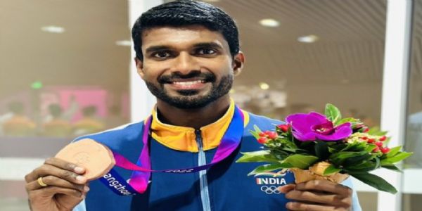 ہندوستان کے مڈل ڈسٹینس رنر جنسن جانسن نے ڈیڑھ دہائی کے شاندار کیریئر کے بعد ریٹائرمنٹ کا اعلان کیا