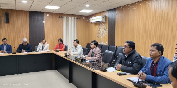 اساتذہ سے غیر قانونی پیسہ لینے کے الزام میں ہیڈ ماسٹر کو نوٹس، ویڈیو وائرل ہونے کے بعد محکمہ تعلیم سخت