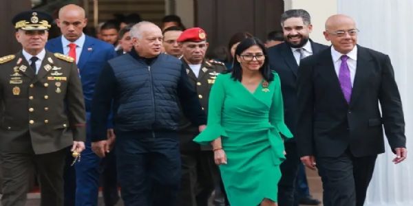 روس کا وینزویلا کی حمایت جاری رکھنے کا اعلان، قائم مقام صدر کے لیے نیک تمنائیں