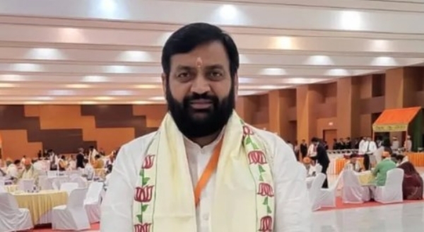 کروکشیتر کا بین الاقوامی گیتا فیسٹیول ایک عالمی روحانی تحریک بن گیا ہے: نایاب سنگھ سینی