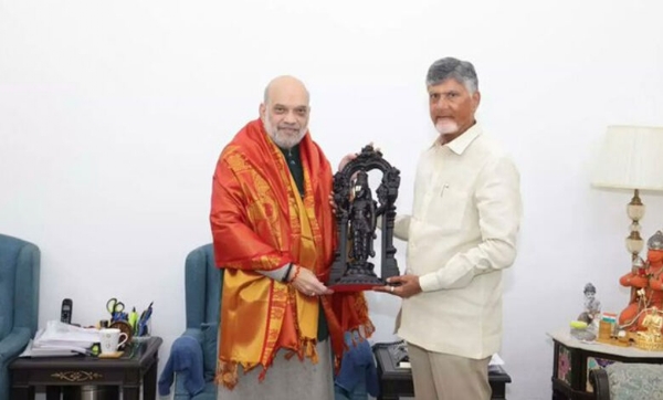 چندرابابو کی امیت شاہ سے ملاقات، امراوتی کو دارالحکومت کا حق دینے کا مطالبہ چندرابابو کی امیت شاہ سے ملاقات، امراوتی کو دارالحکومت کا حق دینے کا مطالبہ