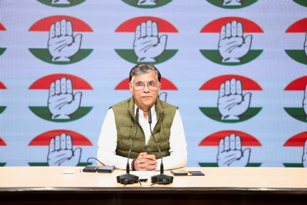 کانگریس نے سوچھ بھارت ابھیان اور ہر گھر جل یوجنا پر سوالات اٹھائے