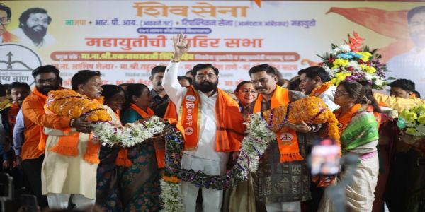 تشہیری دورے میں شندے کا عوامی مسائل پر زور ، ممبئی میں بازآبادکاری اور مکان کے وعدے