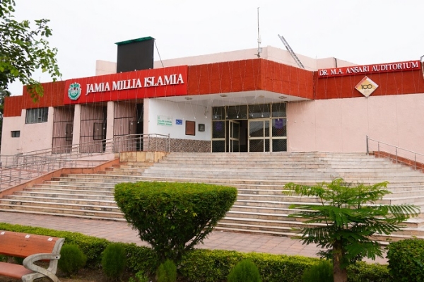 جامعہ ملیہ اسلامیہ نے ٹائمز ہائر ایجوکیشن ورلڈ یونیورسٹی رینکنگ2027 میں عالمی سطح پر 501 سے 550 کے زمرے میں اپنی جگہ بنائی