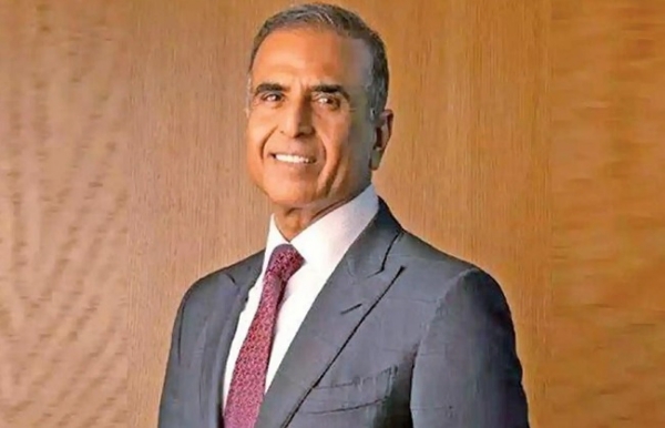 سنیل بھارتی متل فرانس کے اعلیٰ ترین شہری اعزاز سے نوازے جائیں گے سنیل بھارتی متل فرانس کے اعلیٰ ترین شہری اعزاز سے نوازے جائیں گے