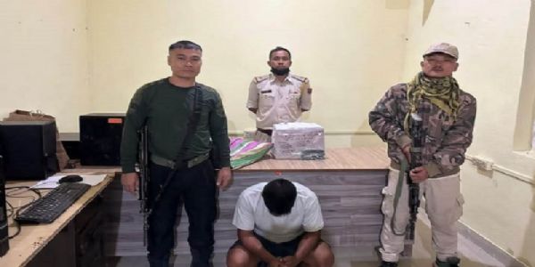 منی پور کے چوراچاند پورمیں ایک اسمگلر منشیات کے ساتھ گرفتار