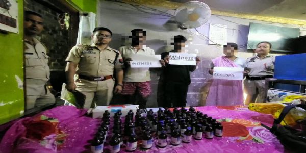 ممنوعہ کھانسی کے سیرپ سمیت دو افراد گرفتار
