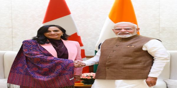 وزیر اعظم مودی نے کینیڈا کی وزیر خارجہ کے ساتھ دو طرفہ تعلقات پر تبادلہ خیال کیا