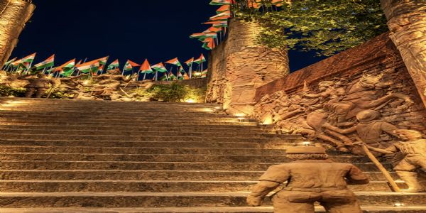 درگا پوجا 2026: ’وندے ماترم، میرا بھارت، مستقبل کا بھارت‘ کے موضوع کے ساتھ ورنداون گارڈن درگا پوجا کا افتتاح
