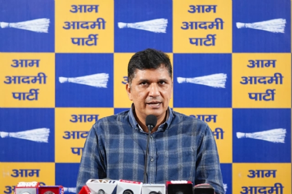 وزیراعلیٰ کو چیلنج، اگر رام کو مارنے والا ان کا ویڈیو اے آئی سے تیار کیا گیا ہے تو میرے خلاف ہتکِ عزت کا مقدمہ دائر کریں: سوربھ بھاردواج وزیراعلیٰ کو چیلنج، اگر رام کو مارنے والا ان کا ویڈیو اے آئی سے تیار کیا گیا ہے تو میرے خلاف ہتکِ عزت کا مقدمہ دائر کریں: سوربھ بھاردواج