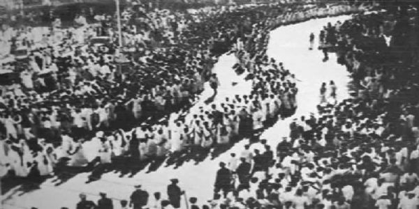 تاریخ کے آئینے میں 16 اکتوبر : جب بنگال کی تقسیم کے خلاف سڑکوں پر اترا عوام کا سیلاب