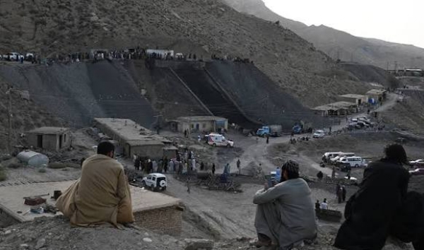 بلوچستان میں ماربل فیکٹری کے 18 ملازمین اغوا، افغان سرحد پر فائرنگ بلوچستان میں ماربل فیکٹری کے 18 ملازمین اغوا، افغان سرحد پر فائرنگ