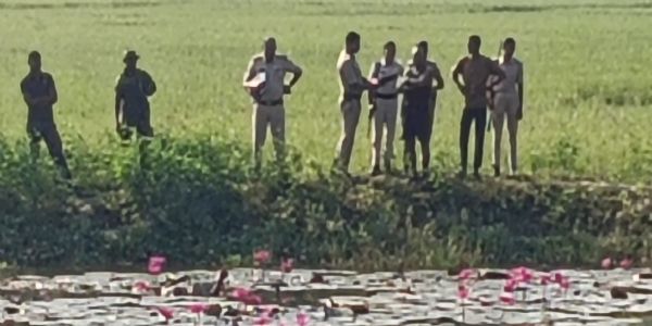 نوادہ: دو روز سے لاپتہ نوجوان کی لاش ترون گاؤں کے آہر سے برآمد، قتل کا شبہ