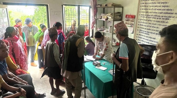 اسکرب ٹائفس کے مریض اسپتال میں۔