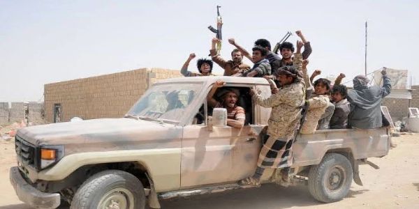 حوثیوں کا یمنی صوبے لحج و باب المندب میں بیلسٹک میزائل حملے، کئی سعودی اتحادی فوجیوں کی ہلاکت کا دعویٰ