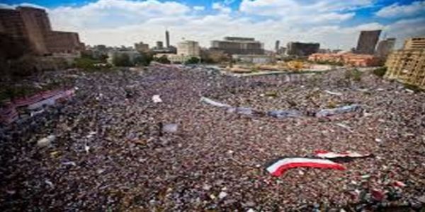 تاریخ کے آئینے میں 11 فروری : دنیا کی سیاست میں تبدیلی کا دن