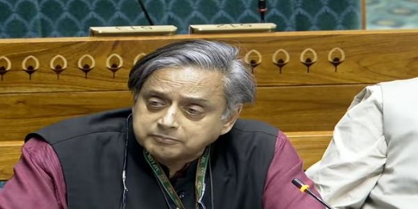 لوک سبھا میں تعطل ختم ، ششی تھرور نے بجٹ پر بحث کے دوران امریکی تجارتی معاہدے اور بے روزگاری پر سوالات اٹھائے۔